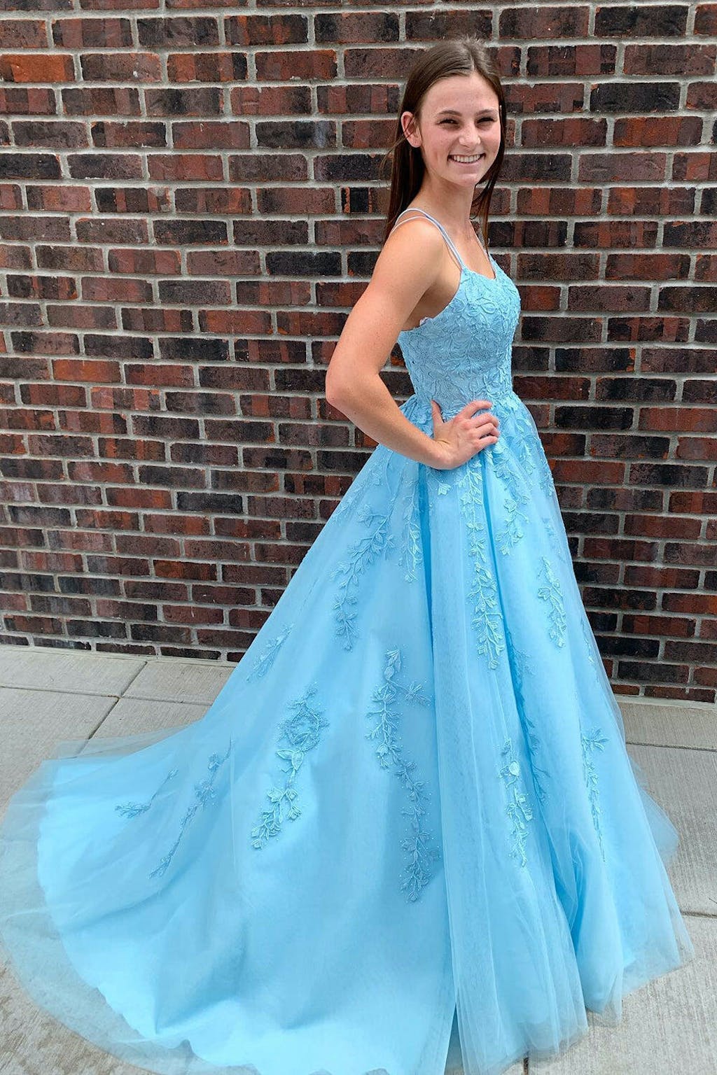 dressimeA Line Appliques Spaghetti Straps Long Prom Dresses