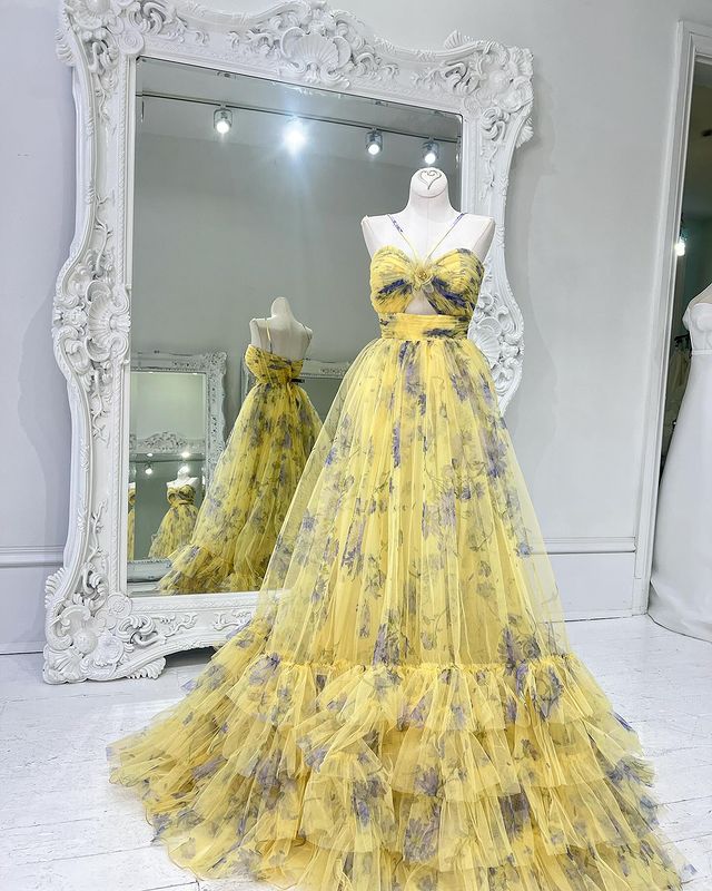 Dressime A Line Halter Print Keyhole Ruffle Tiered Long Prom Dress dressime