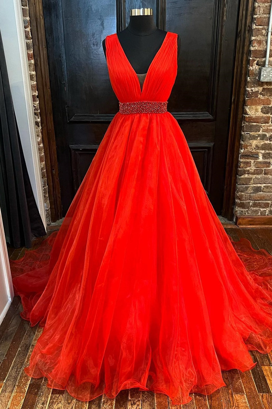 Dressime Women Red A-Line Organza Plunge V Neck Long Prom Dress with Beaded Sash dressime Dressime Women Red A-Line Organza Plunge V Neck Long Prom Dress with Beaded Sash dressime
