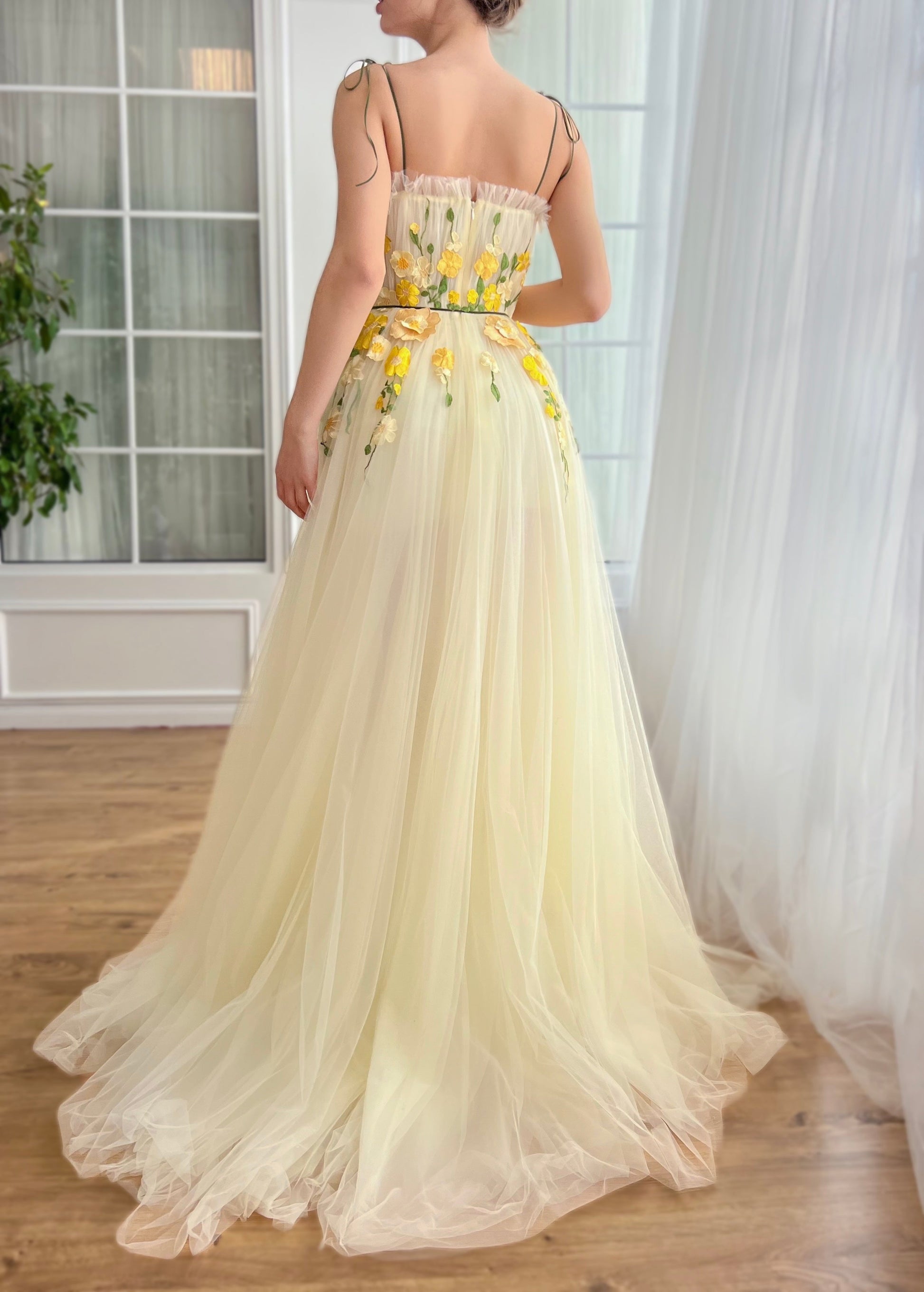 Dressime A Line Spaghetti Straps Tulle Slit Long Party Dress With 3D Flowers dressime