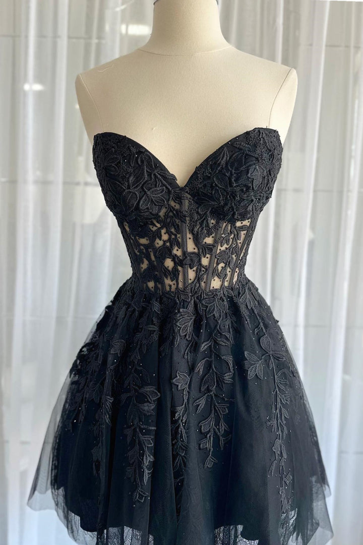 dressimeA-Line Strapless Tulle Short Homecoming Dresses with Appliques