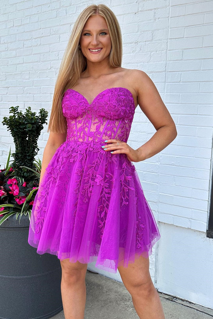 dressimeA-Line Strapless Tulle Short Homecoming Dresses with Appliques