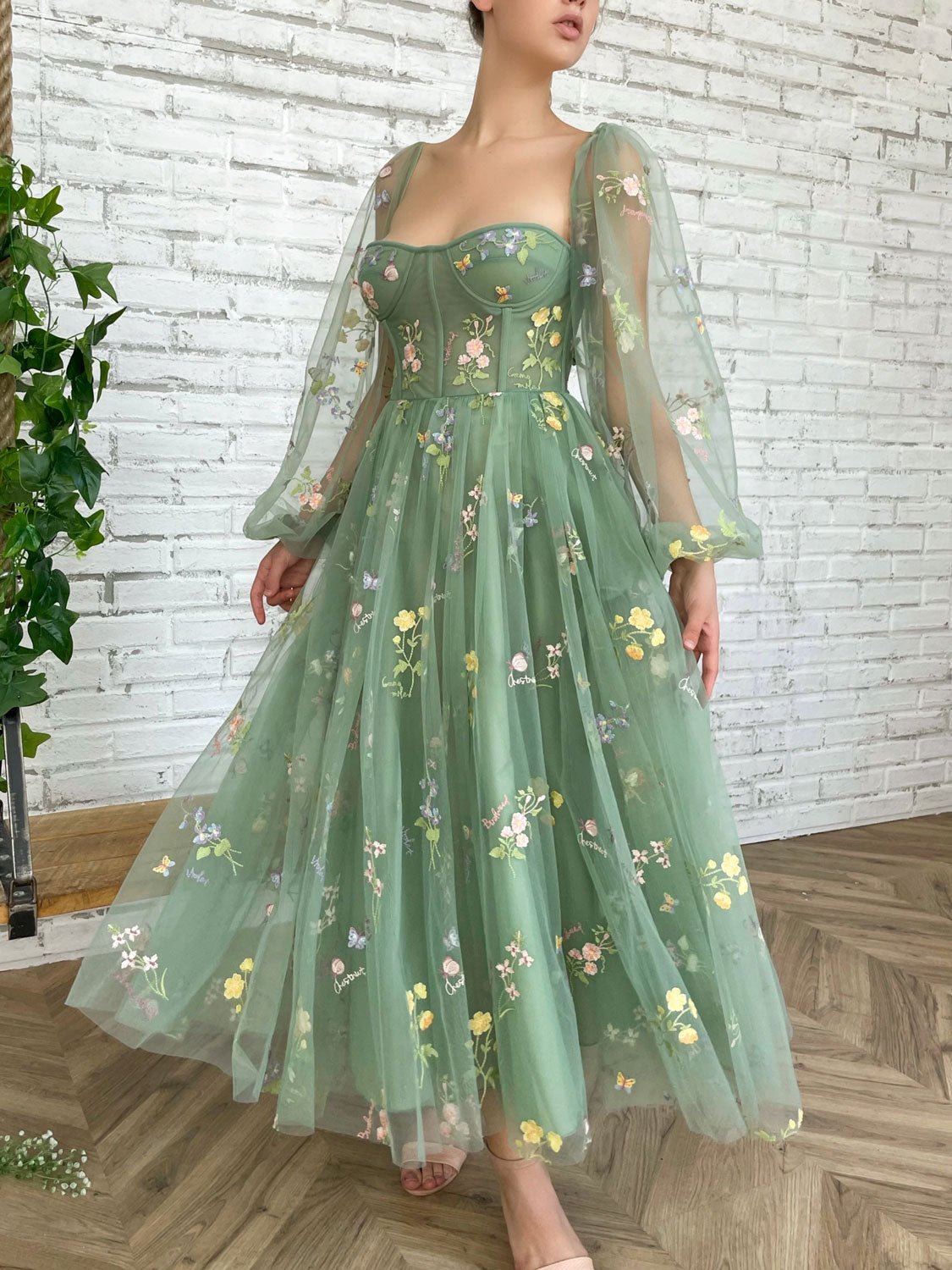 dressimeA Line Stunning Sweetheart Neck Appliques Long Sleeve Homecoming Dress
