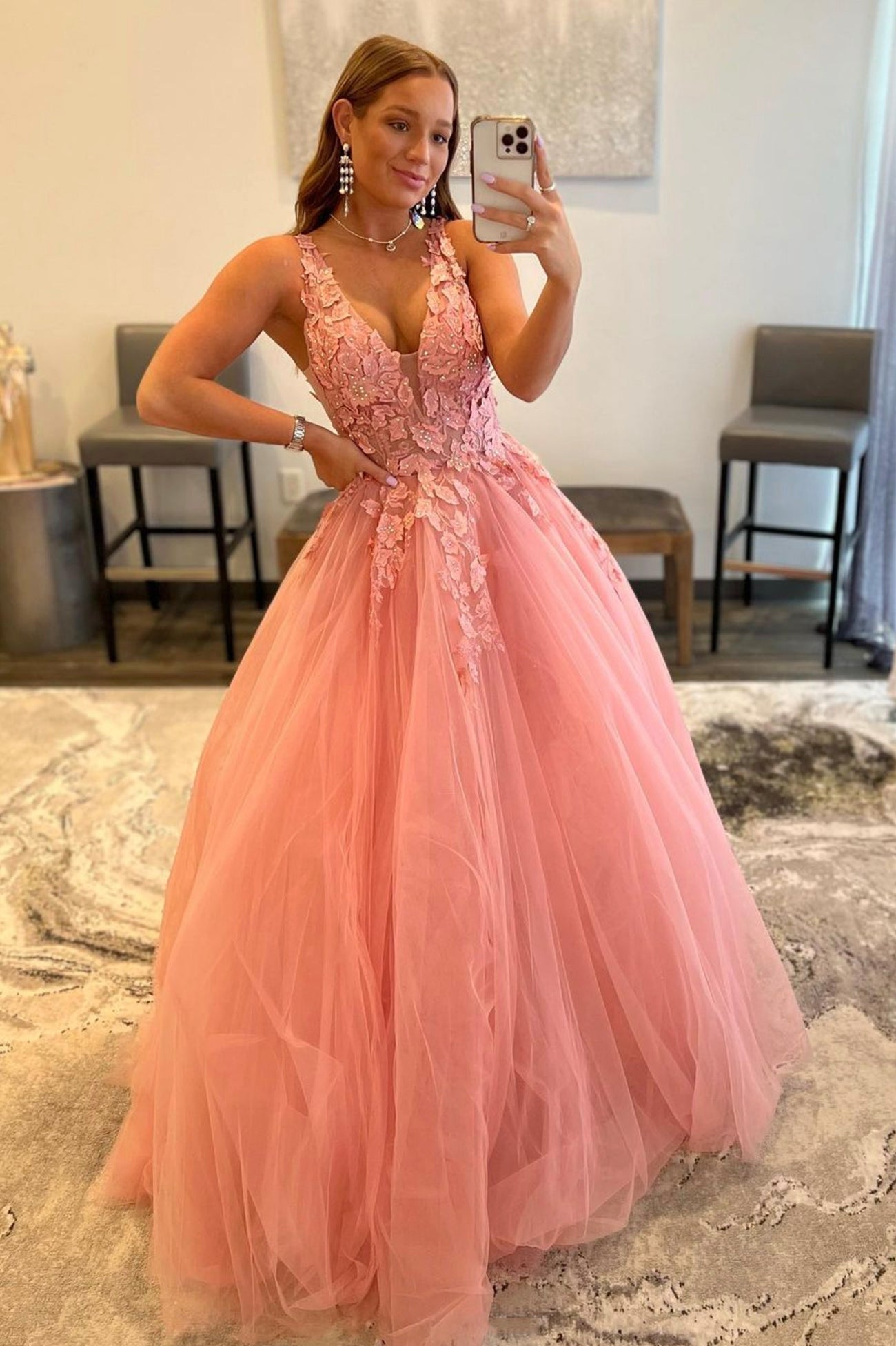 dressimeA Line Tulle V Neck Long Prom Dresses With Appliques
