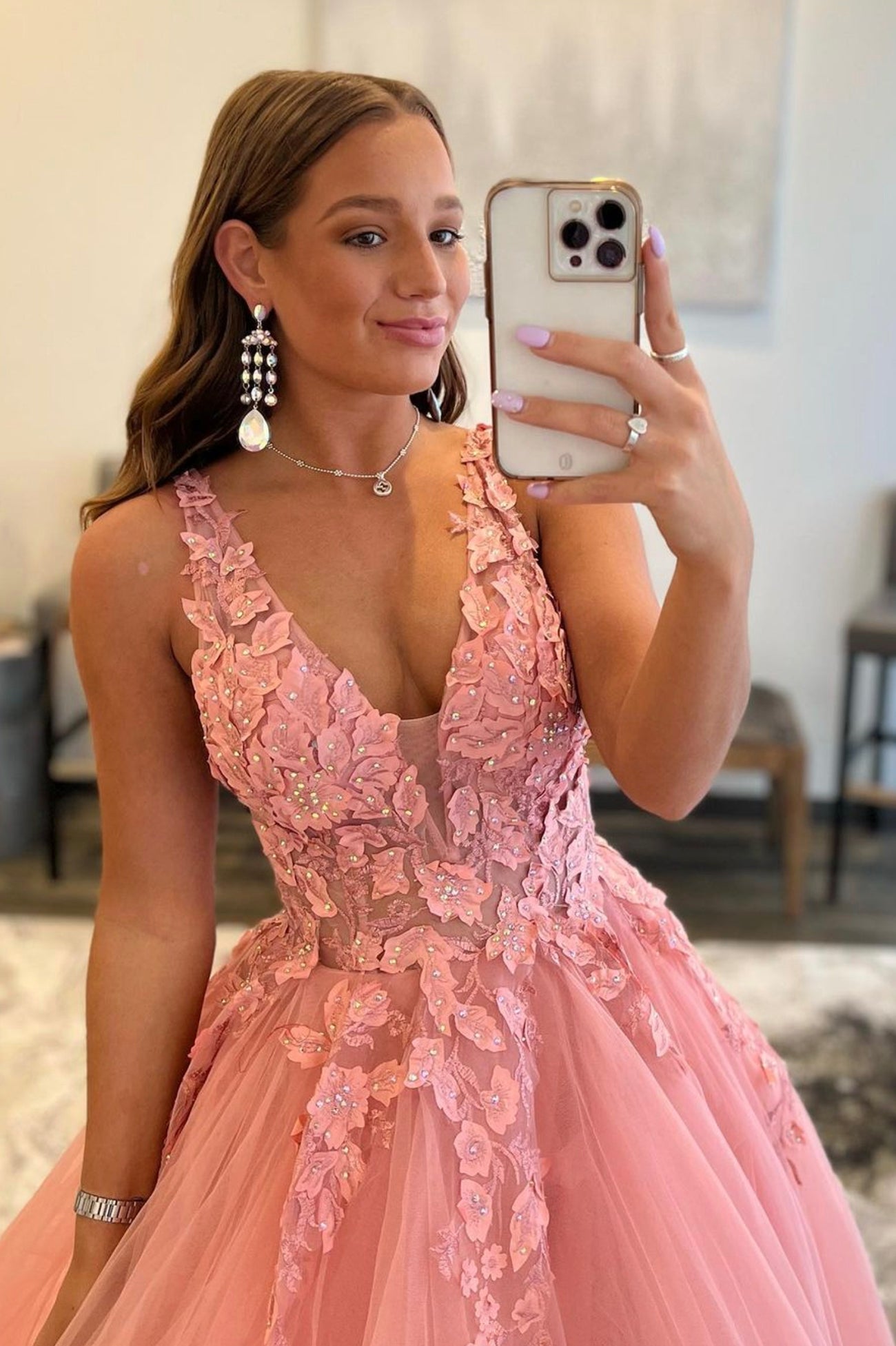 dressimeA Line Tulle V Neck Long Prom Dresses With Appliques
