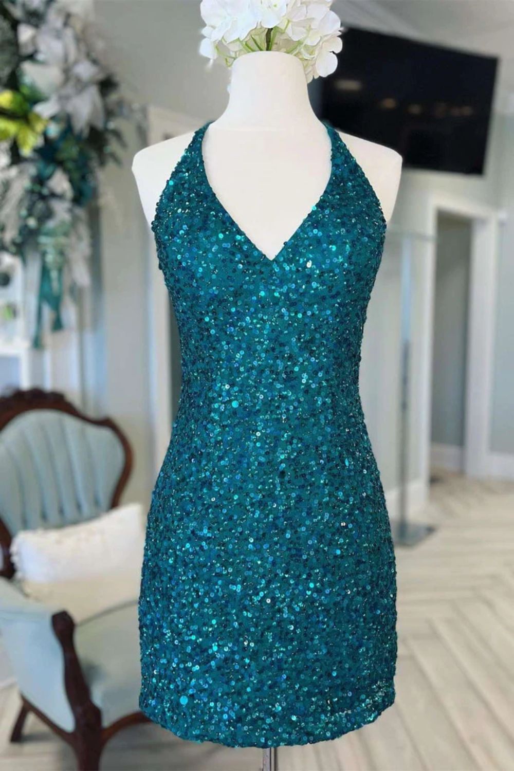 Dressime Bodycon Sequin V Neck Cross-Back Short Homecoming Dress dressime Dressime Bodycon Sequin V Neck Cross-Back Short Homecoming Dress dressime