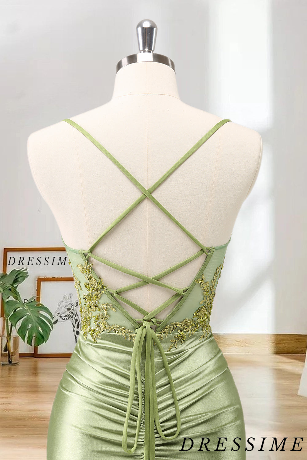 Dressime Bodycon Spaghetti Straps Satin Pleated Corset Short/Mini Homecoming Dress With Appliques dressime