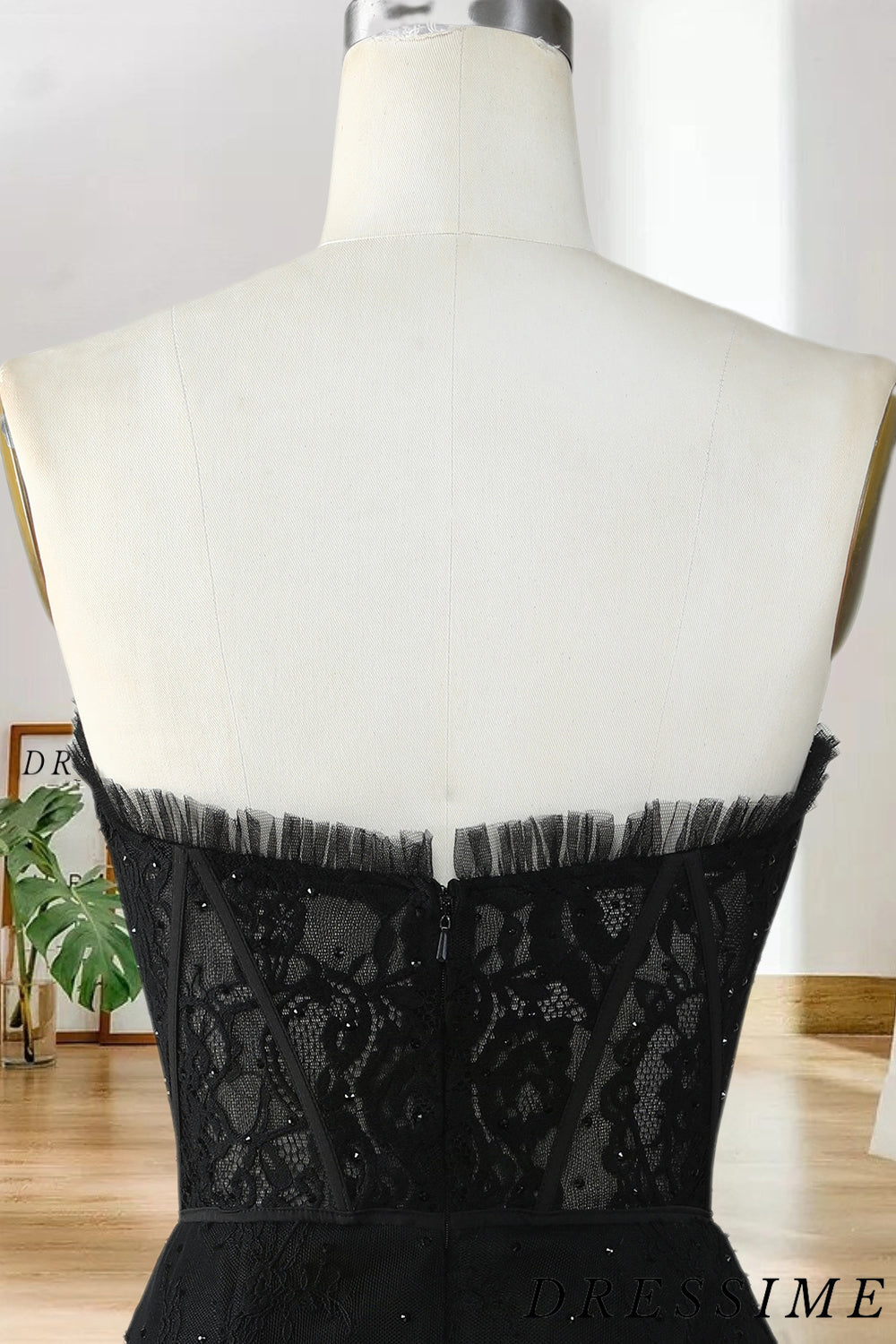 Dressime Bodycon Strapless Lace Short/Mini Homecoming Dress with Beaded dressime