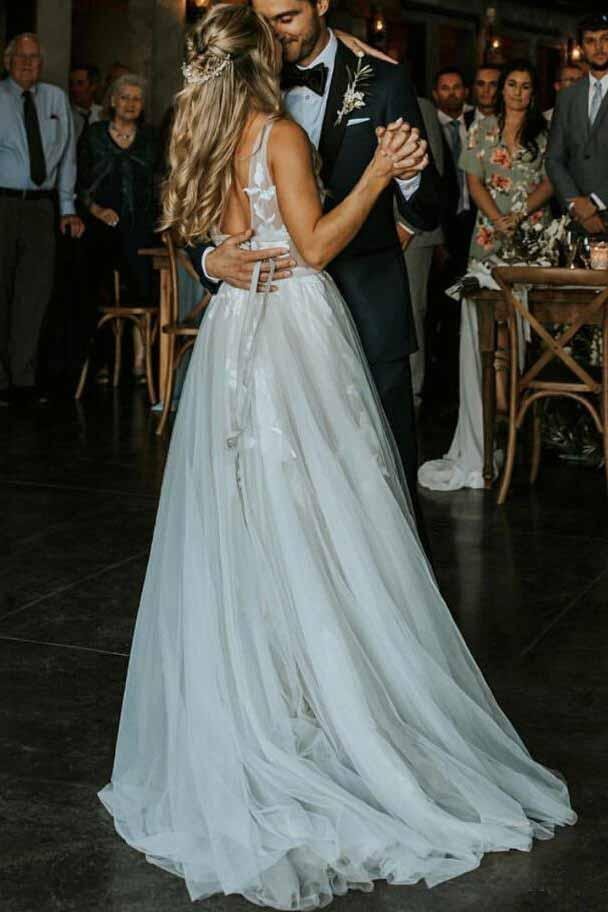 dressimeDressime A Line V Neck Straps Beach Wedding Dresses with Appliques