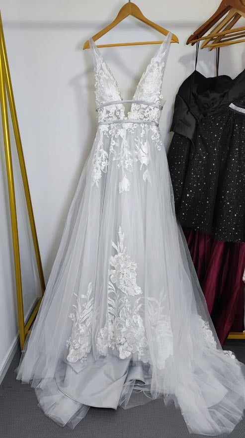 dressimeDressime A Line V Neck Straps Beach Wedding Dresses with Appliques