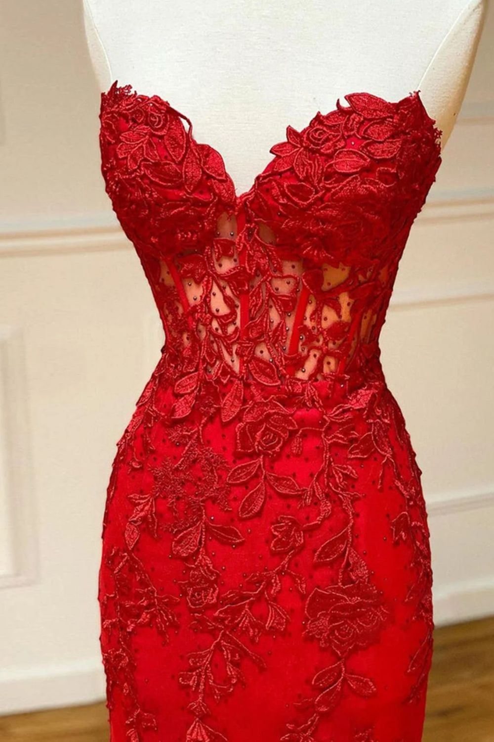 Dressime Lace Sweetheart Sleeveless Mermaid Appliques Prom Dresses dressime