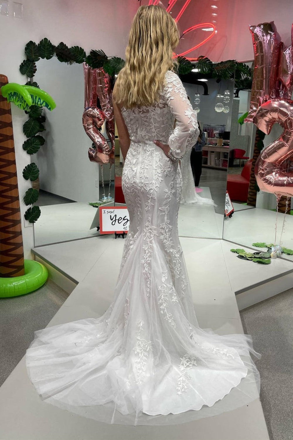 dressimeMermaid Tulle One Shoulder Long Sleeves Slit Prom Dresses With Applique