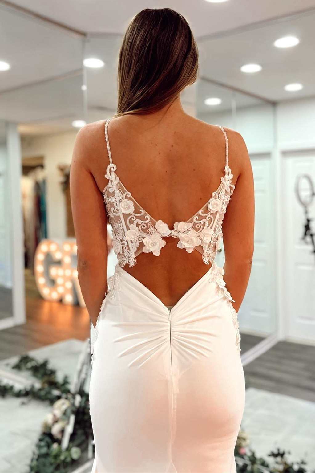 dressimeMermaid V Neck 3D Floral Lace Backless Trumpet Prom Dress