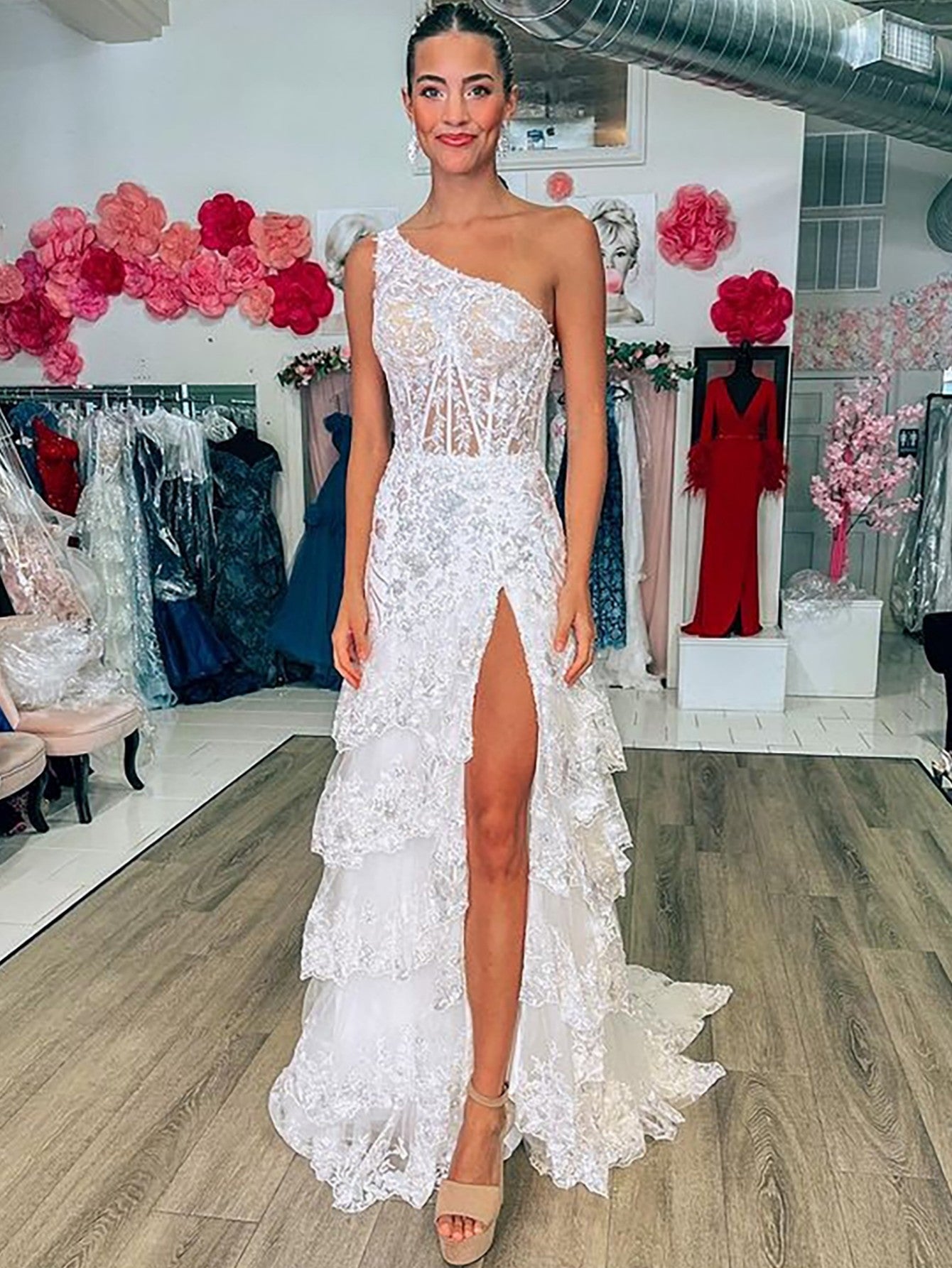 dressimeNew Style One Shoulder A Line Tulle Sequin-Embroidery Tiered Prom Dresses with Slit