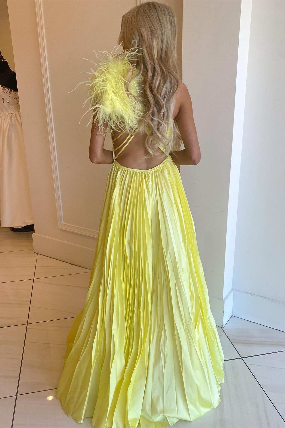 dressimeDressime One-Shoulder Neon Keyhole Feathers A-Line Prom Dress