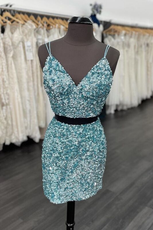 dressimeSequins Two Pieces Homecoming Dresses V-Neck Knee-Length Cocktail Dresses