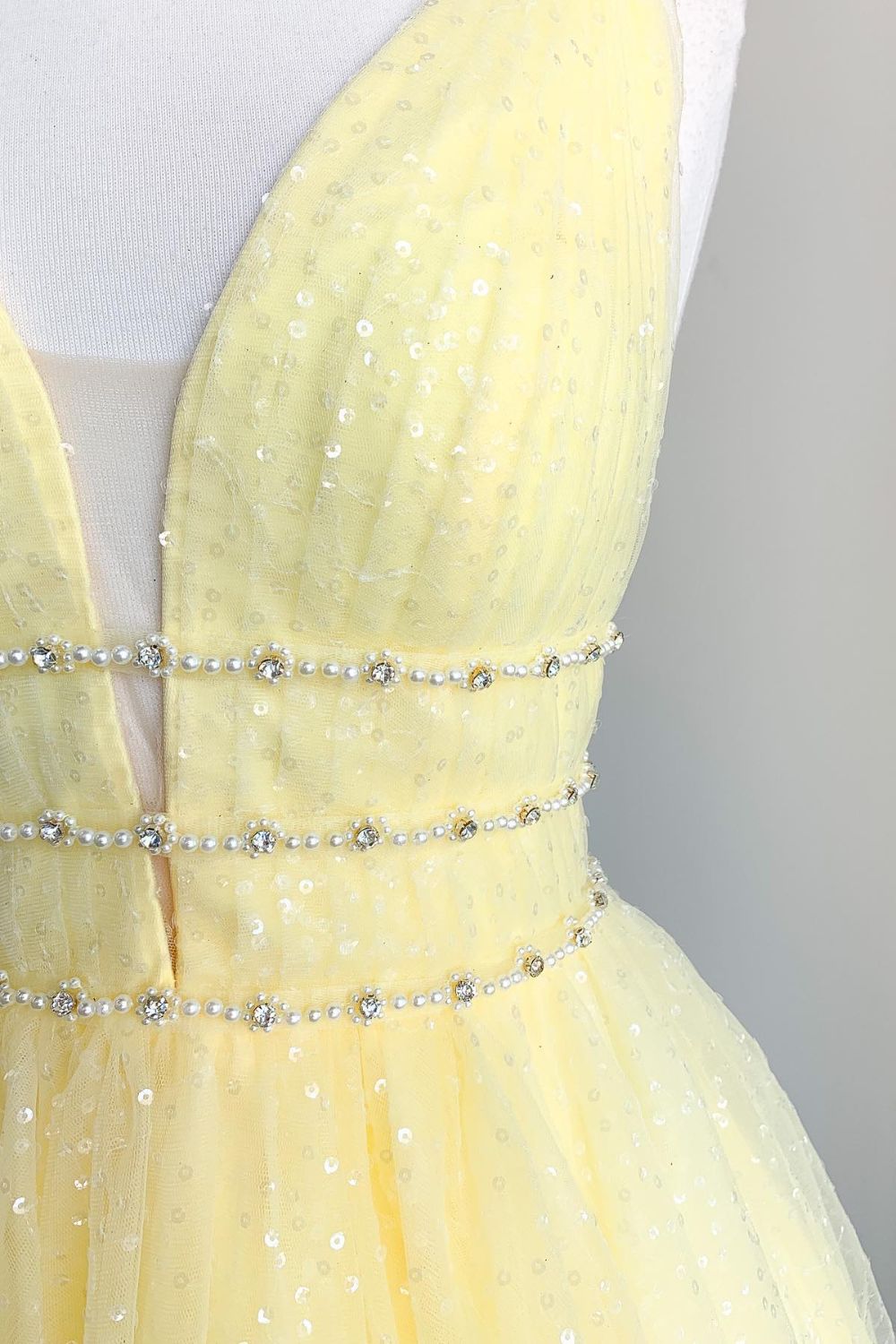 Dressime V Neck A Line Homecoming Dresses Tulle With Beading Short/Mini dressime