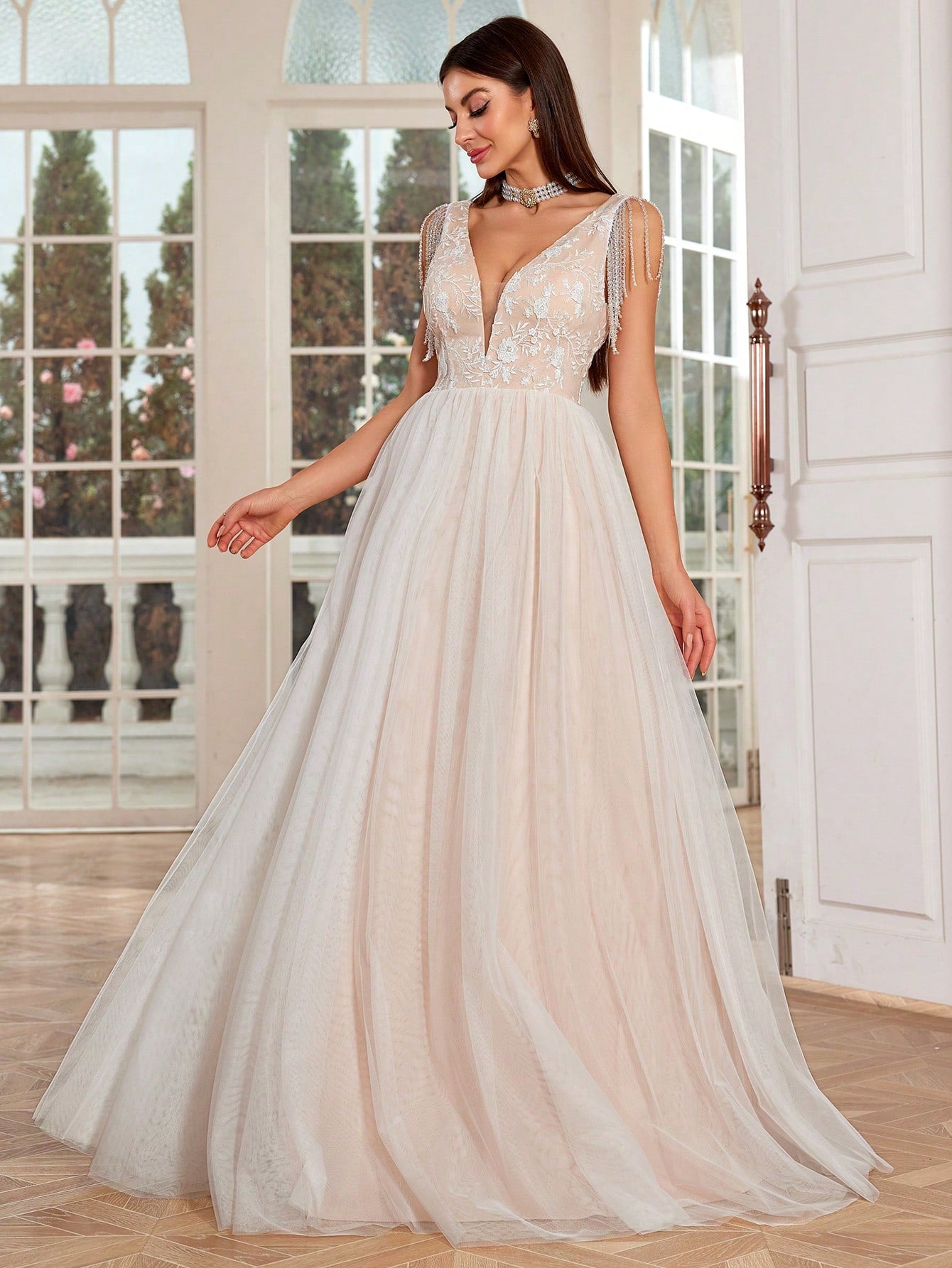Dressime Woman's Stylish Champagne Prom Dress A Line V Neck Tulle Appliques Long Formal Dress With Fringes – dressime
