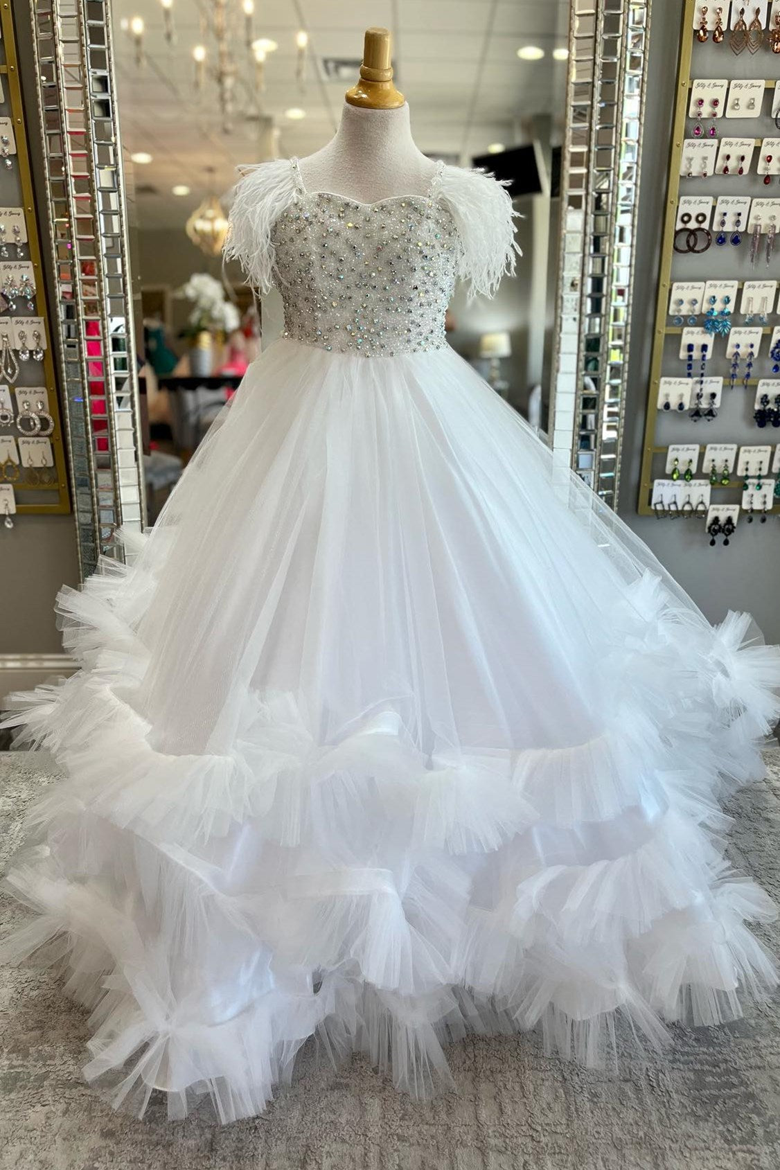 Dressime A-Line tuule Multi-Layer Beaded Girl Pageant Dress with Feath dressime Dressime A-Line tuule Multi-Layer Beaded Girl Pageant Dress with Feath dressime