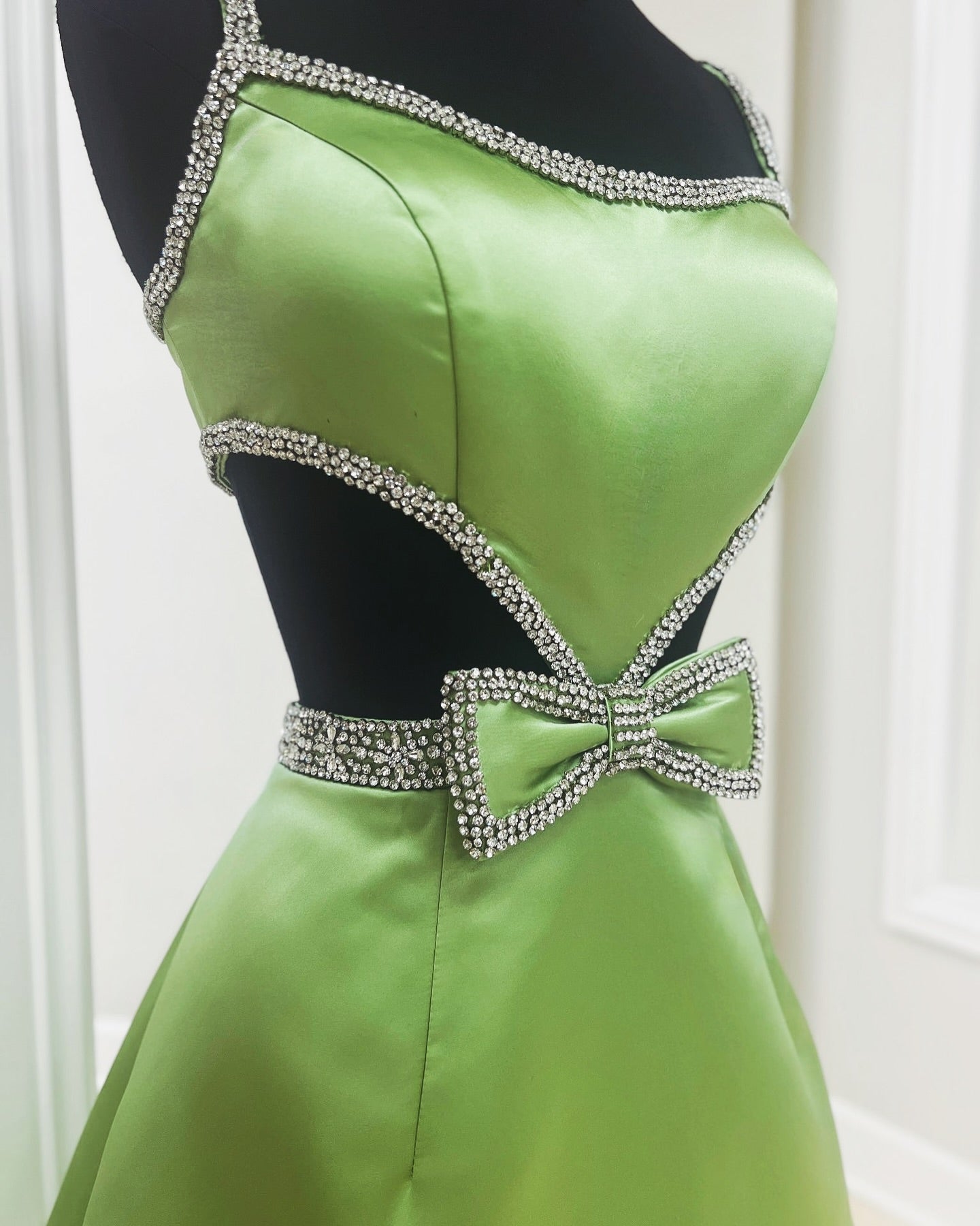 Dressime A Line Straps Satin Cutout Rhinestones Short/Mini Homecoming Dress With Bow