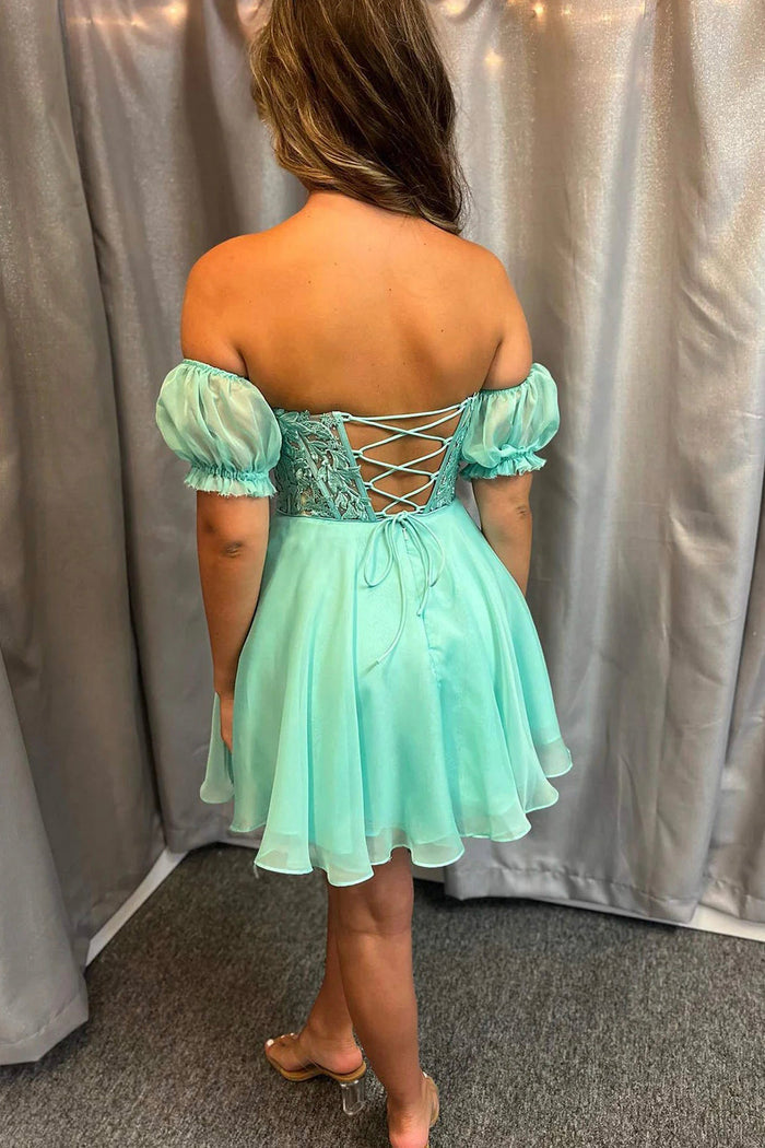Dressime A Line Sweehteart Chiffon Short/Mini Homecoming Dress With Applique dressime
