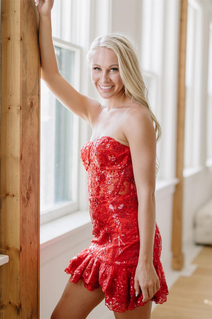 dressimeCute Sequin Tiered Appliques Strapless Homecoming Dress 