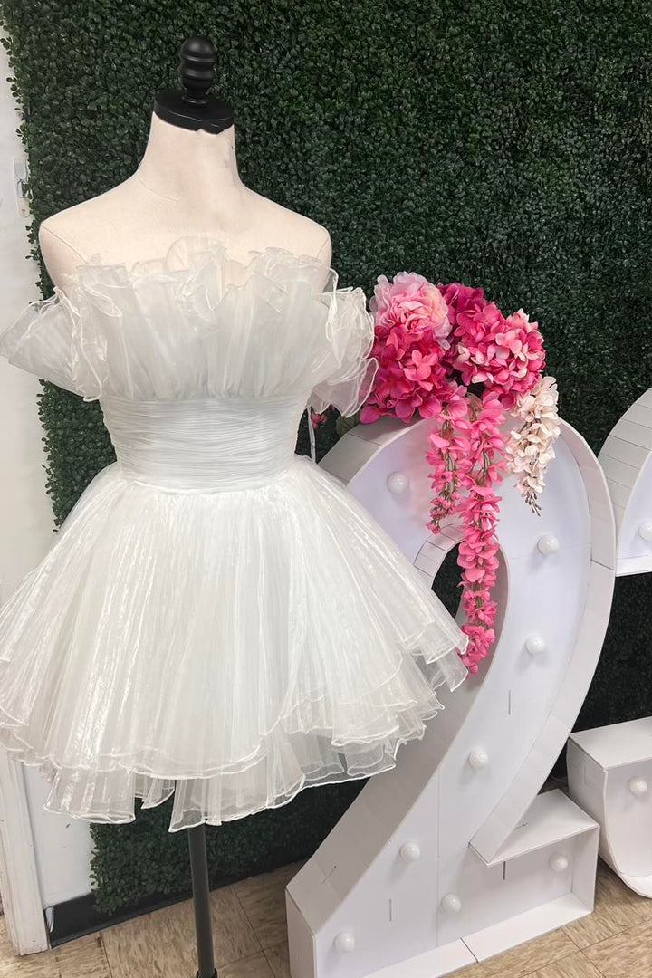 dressimeCute Strapless Pleated Ruffles Short Homecoming Dresses 