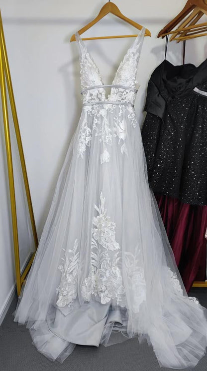 dressimeDressime A Line V Neck Straps Beach Wedding Dresses with Appliques 