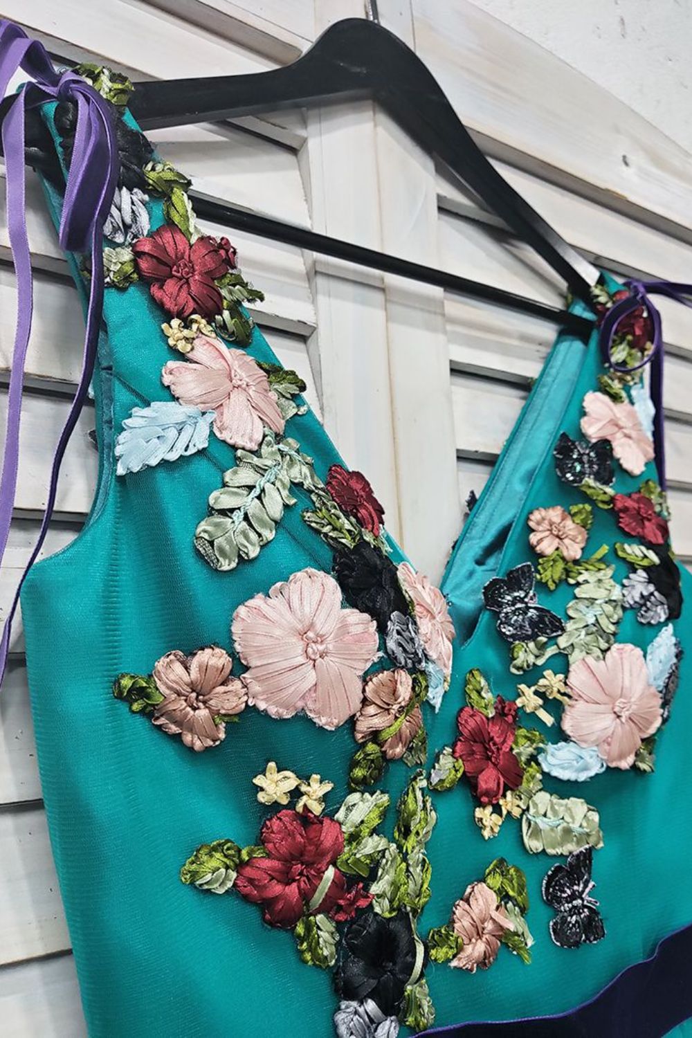 Dressime Elegant V-Neck Teal Long Prom Dress with Embroidery dressime