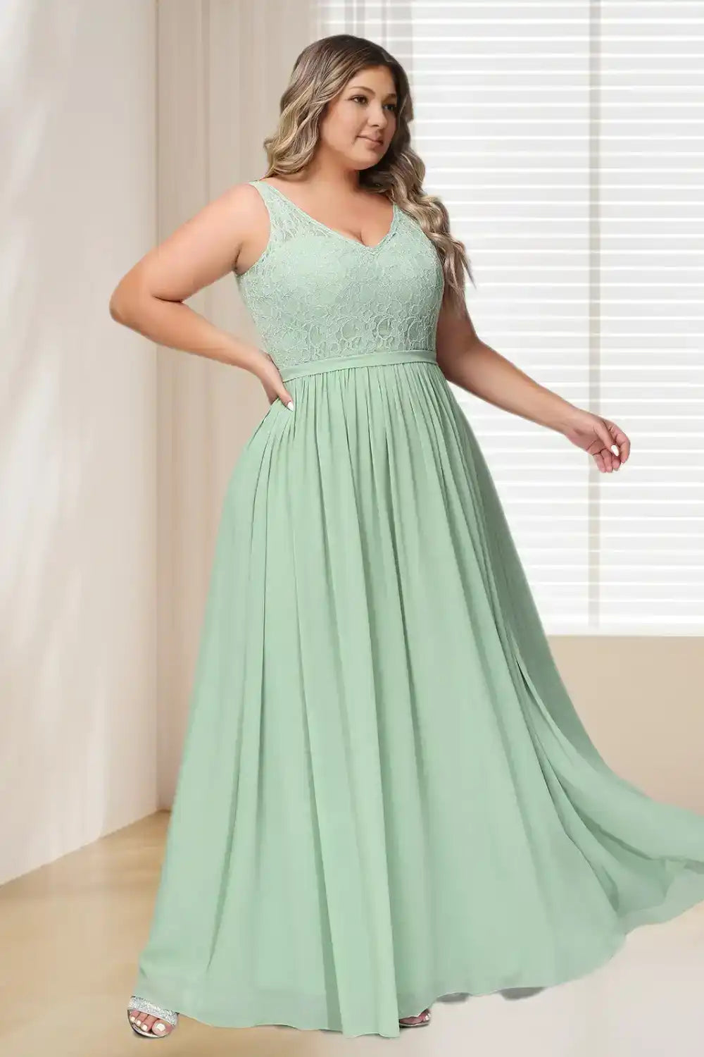 Dressime Plus Size V Neck Lace & Chiffon Long Bridesmaid Dress dressime Dressime Plus Size V Neck Lace & Chiffon Long Bridesmaid Dress dressime