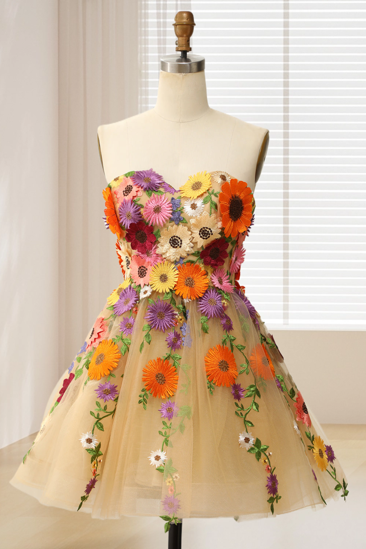 Dressime Strapless Homecoming Dresses Knee Length Tulle With 3D Flower