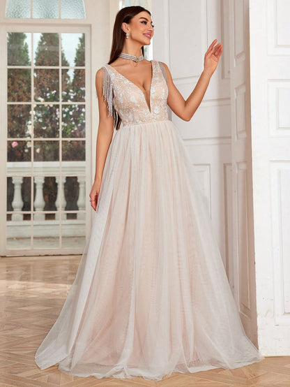 Dressime Stylish A Line V Neck Tulle Appliques Long Formal Dress With Fringes