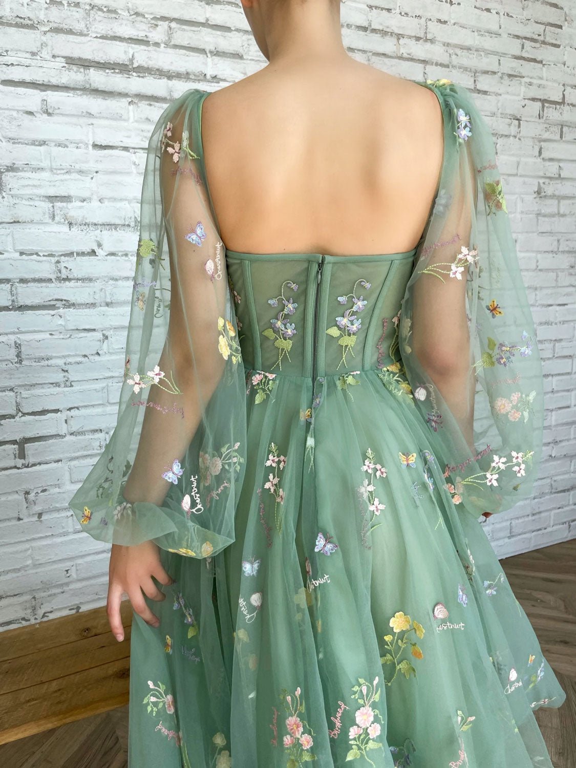 dressimeA Line Stunning Sweetheart Neck Appliques Long Sleeve Homecoming Dress 
