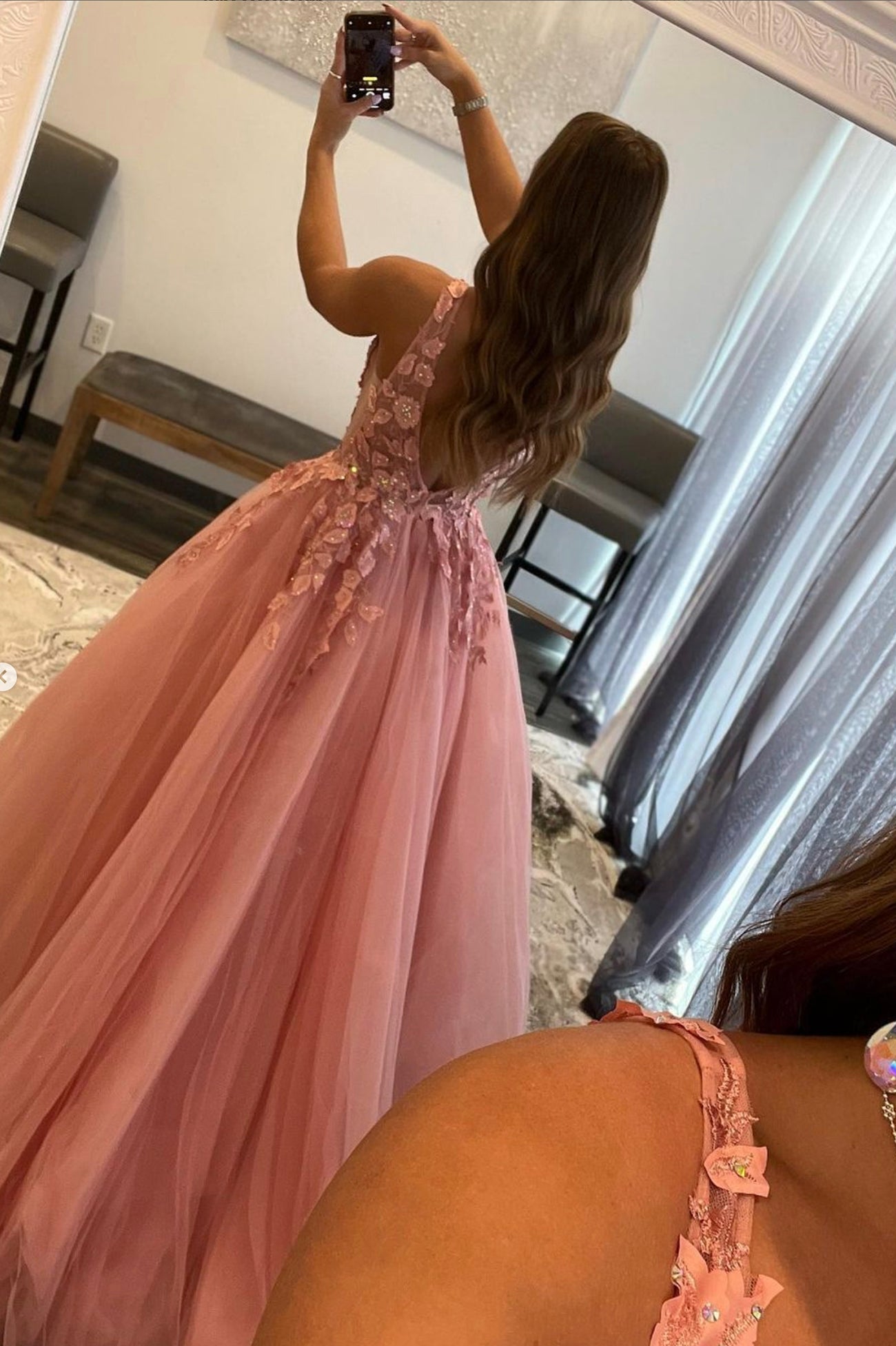 dressimeA Line Tulle V Neck Long Prom Dresses With Appliques 