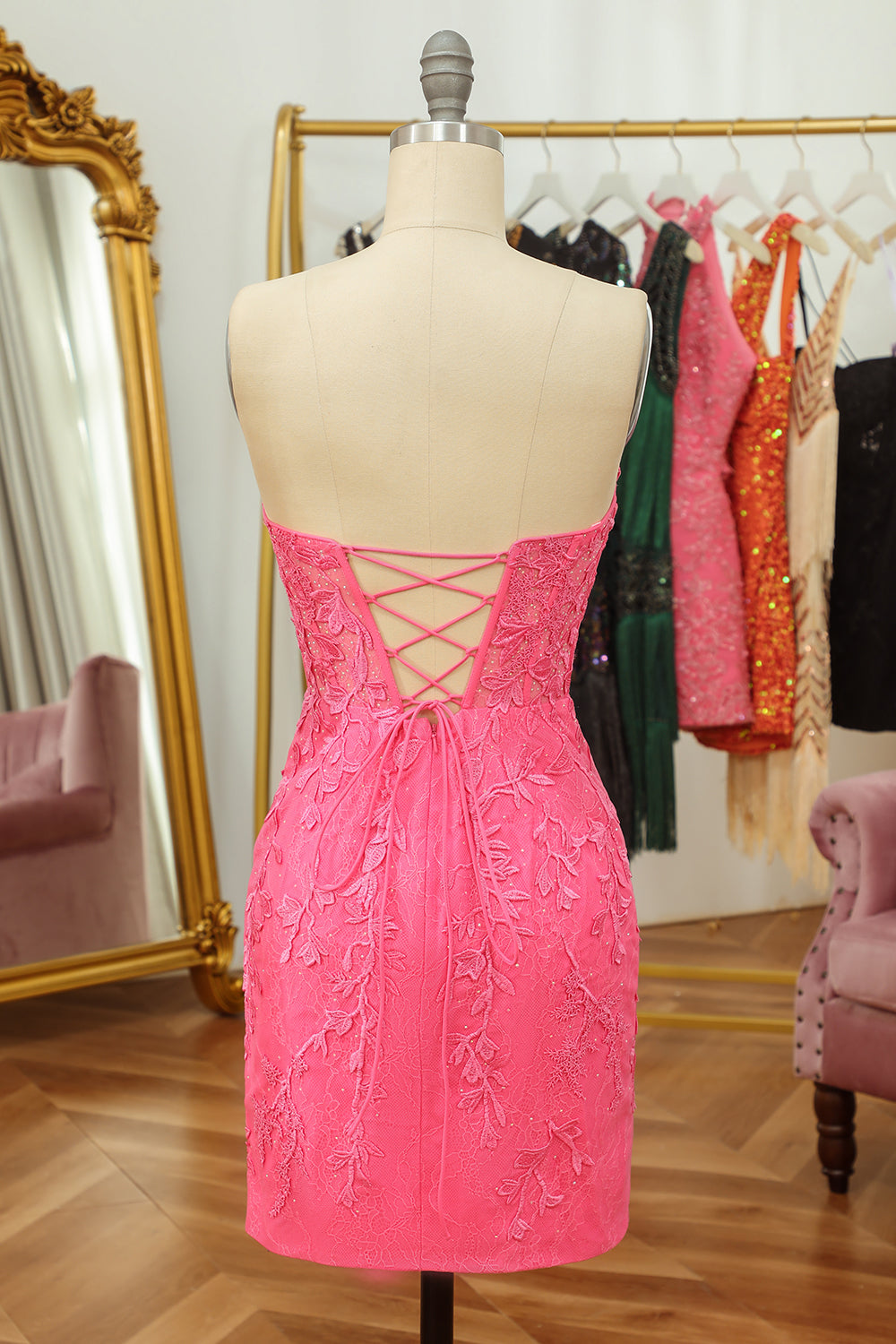 dressimeStrapless Sweetheart Short Pink Bodycon Cute Mini Lace Applique Homecoming Dress 