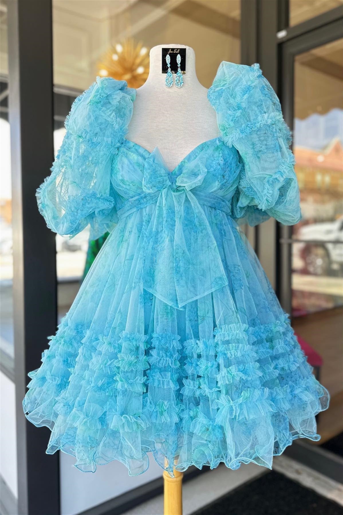 dressimeUnique Short Layered Tulle Sweetheart Neck Short Cocktail Dress, Homecoming Dresses 