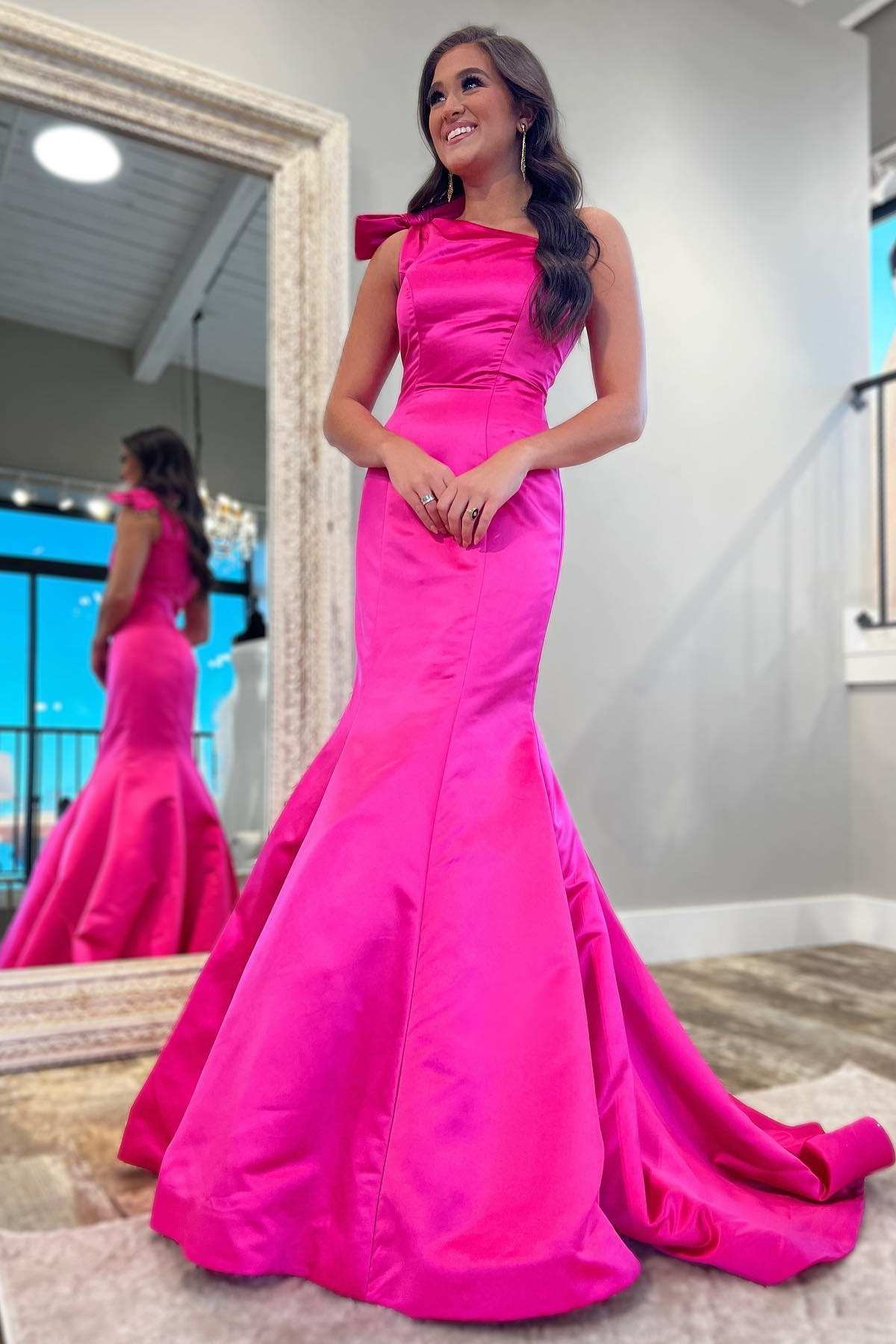 fitted lace wedding dress Luxury Long Mermaid One Shoulder Sequins Prom Dress with Slit main image 0